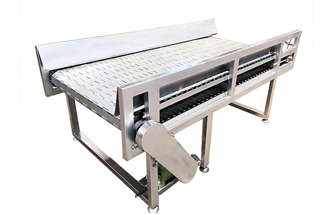 金屬板為承載件，強度大