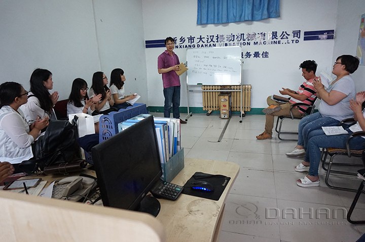 漢螺旋給料機實力雄厚，技術(shù)研發(fā)團隊上百人